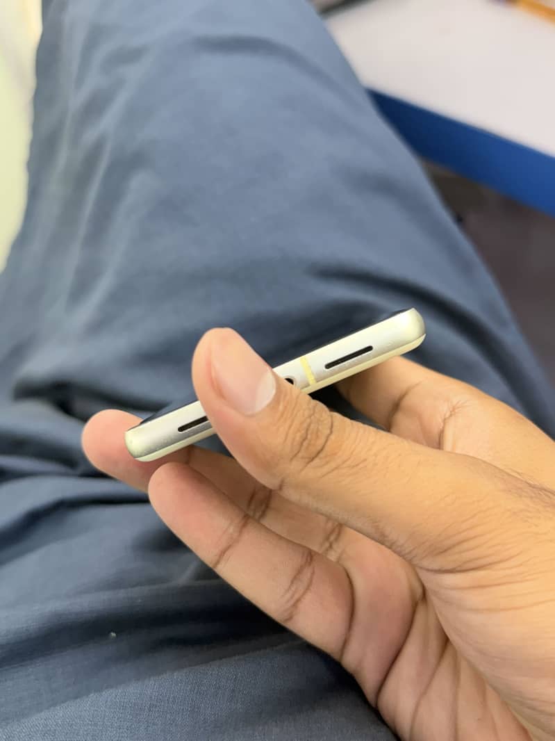Google pixel 7 3