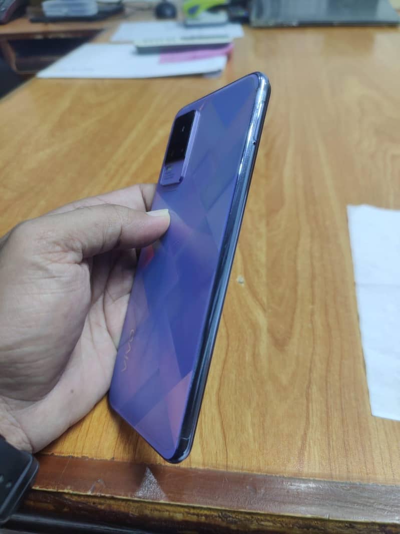 Vivo V21e 2