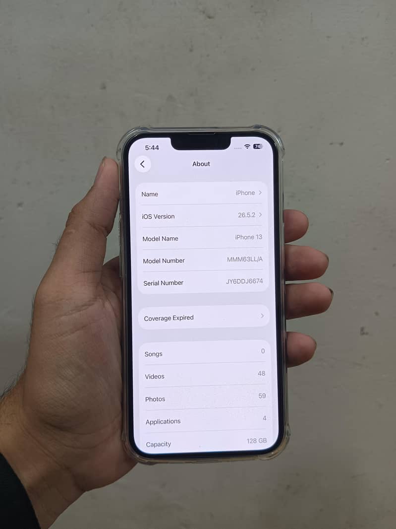 Apple iPhone 13 3