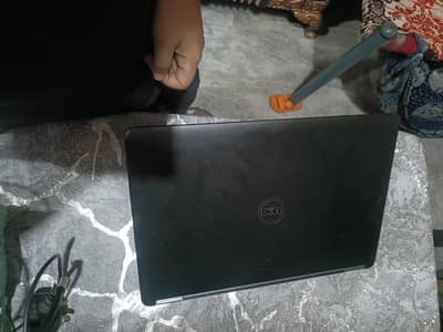 Dell 5th generation, 16 GB ram and 512 Gb ssd