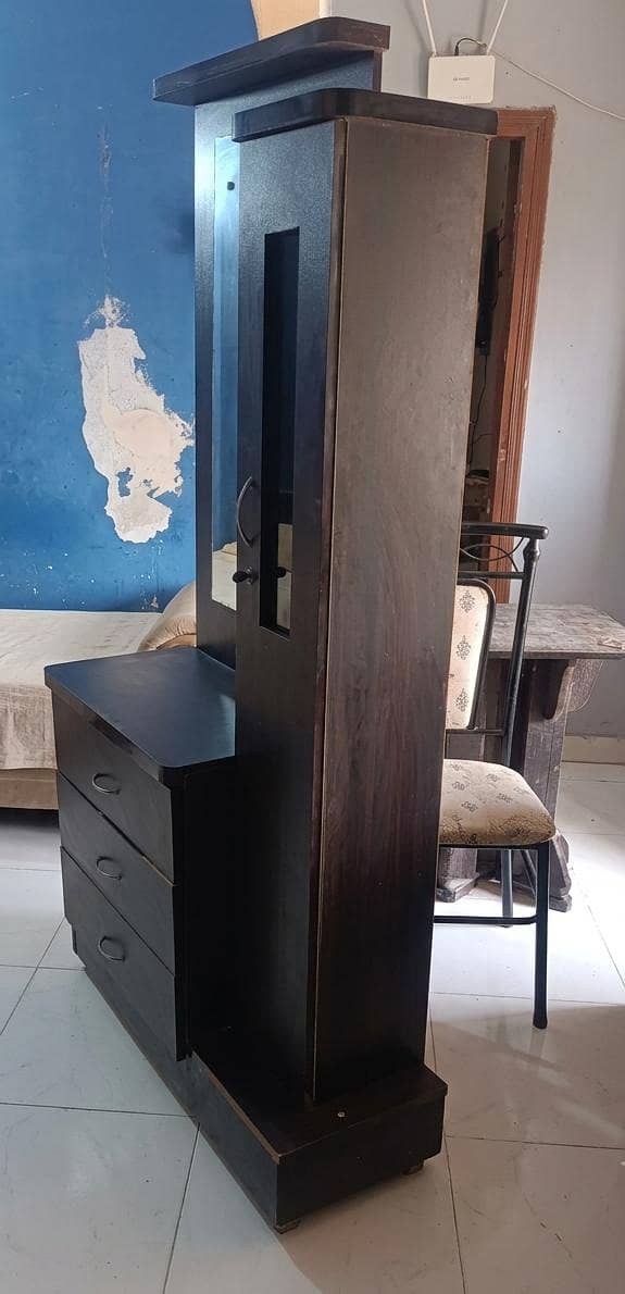 Dressing Table 1