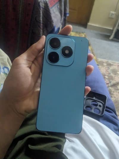 Tecno spark 20 (8+8GB 256GB)