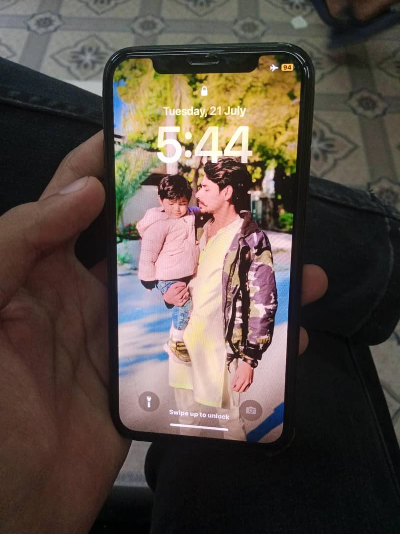 Apple iPhone X 3