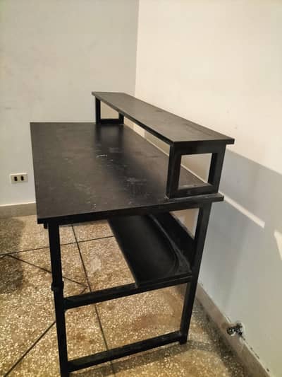almost brand new work table for immediate sale