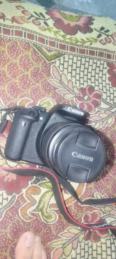 Canon eos 700D
