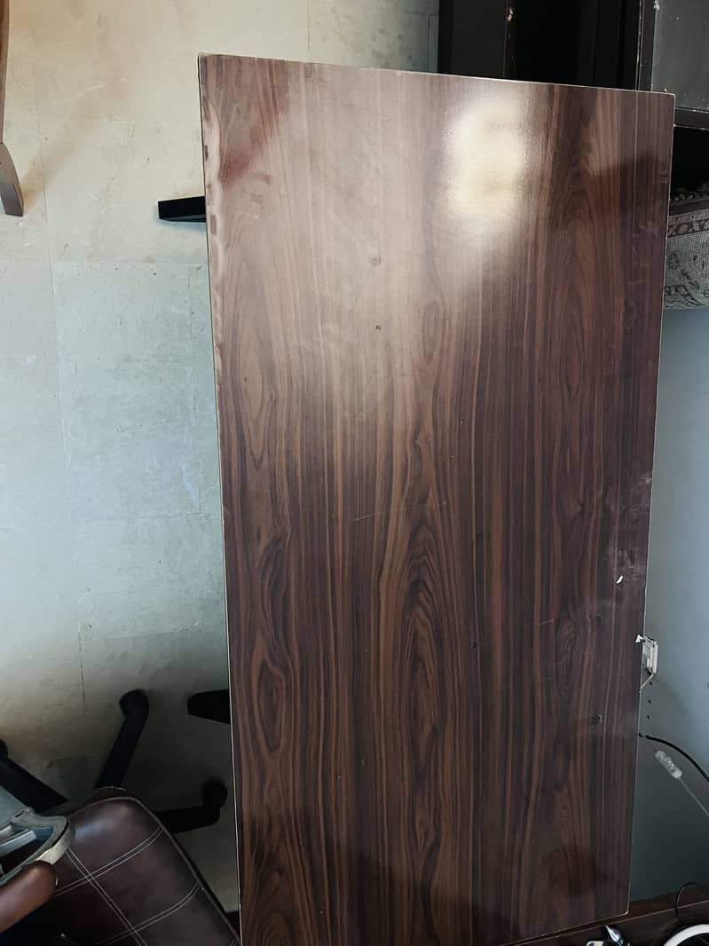 Computer table 3