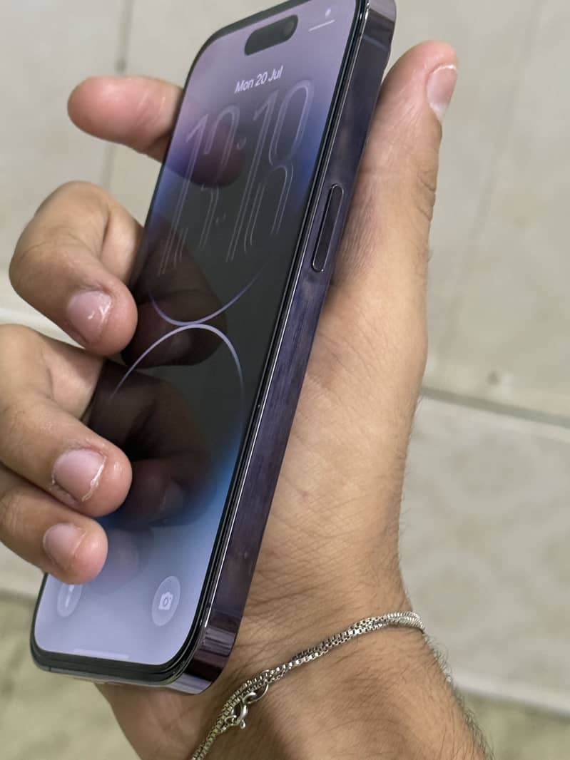 Apple iPhone 14 Pro 3