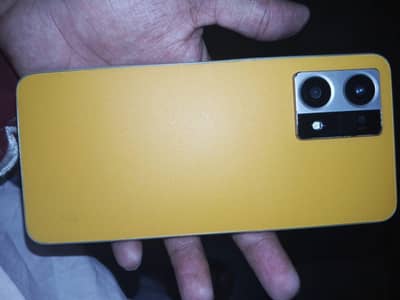 OPPO F21 Pro