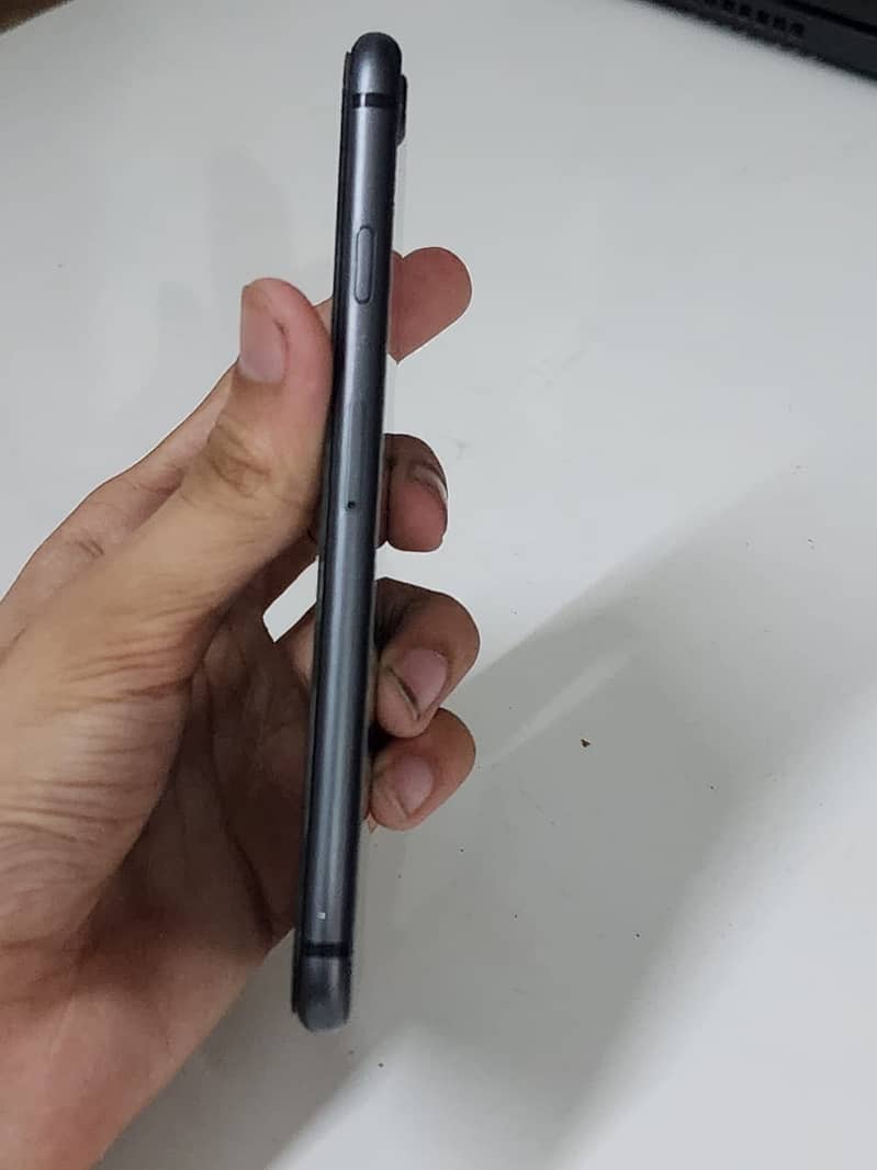 Iphone 8 pta 4