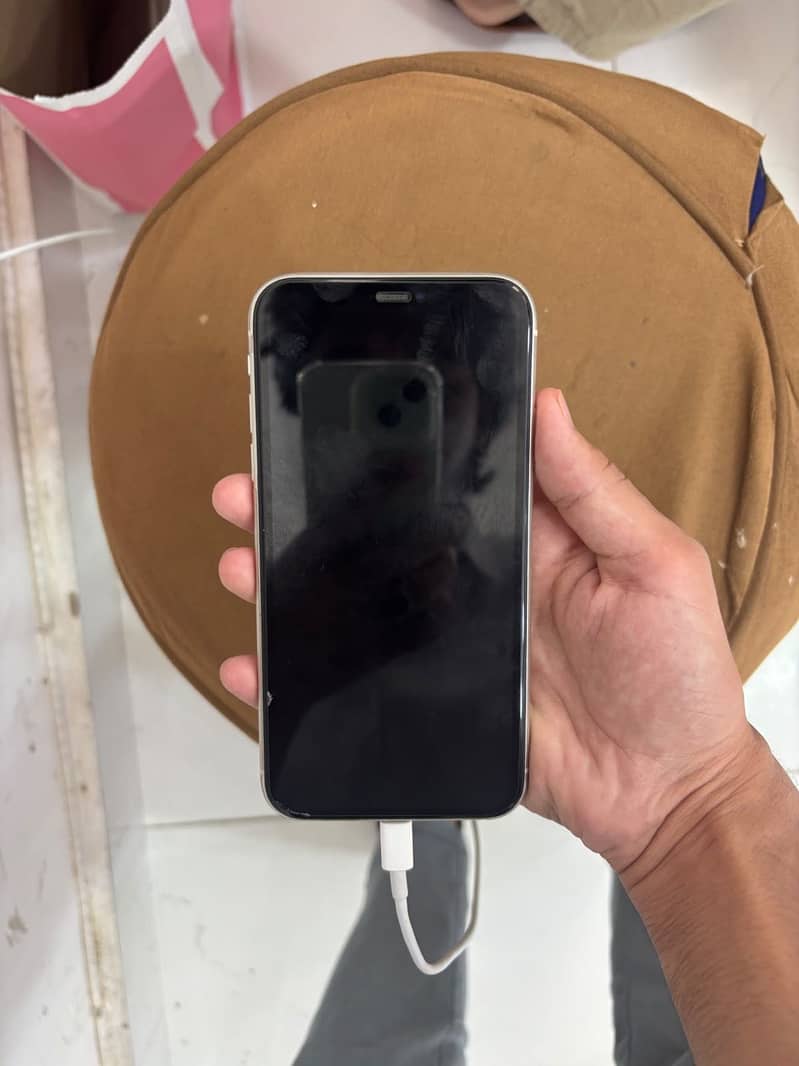 Apple iPhone 11 1