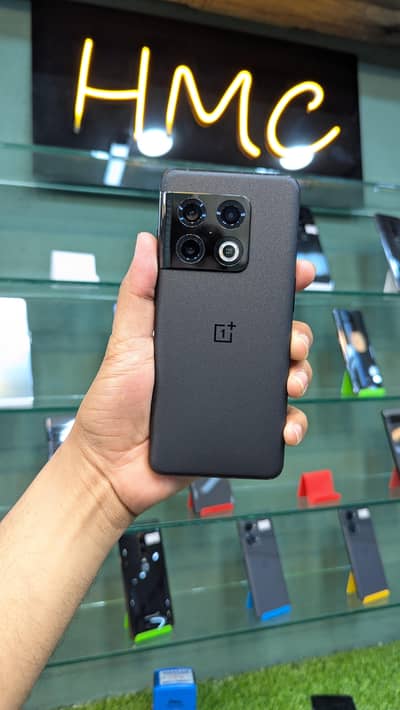 One Plus 10 Pro