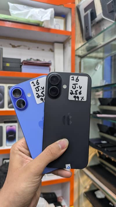 Apple iPhone 16