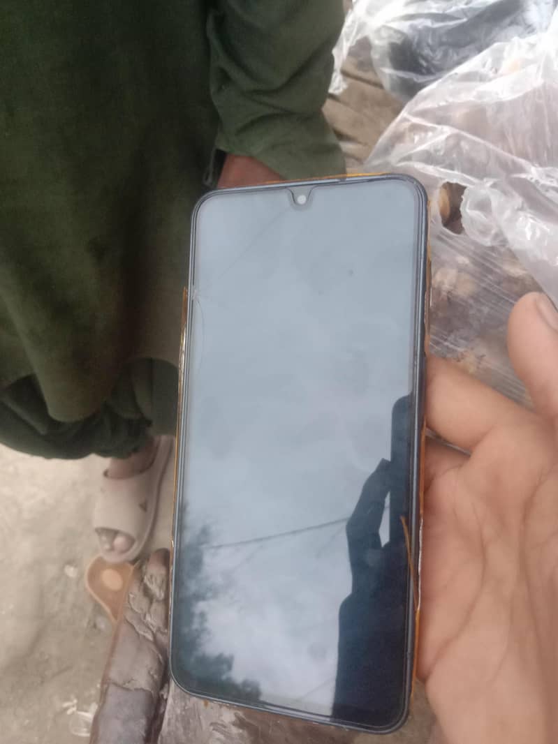Samsung A16 1