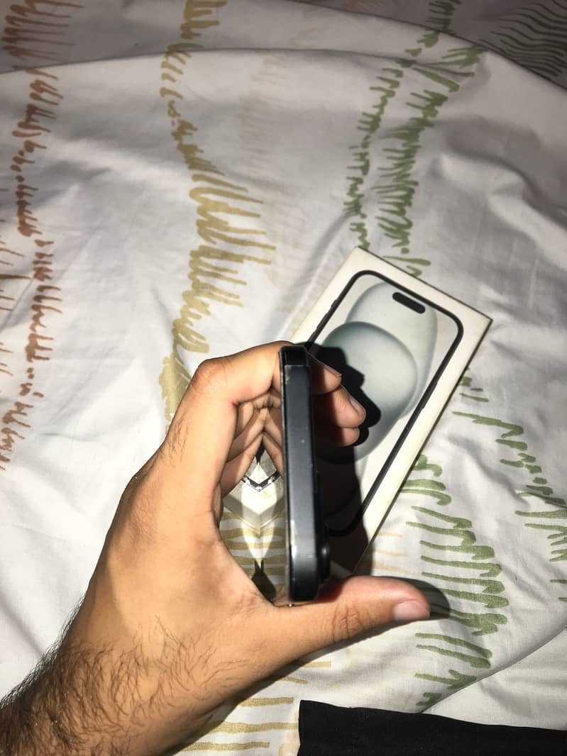 Iphone 15 2