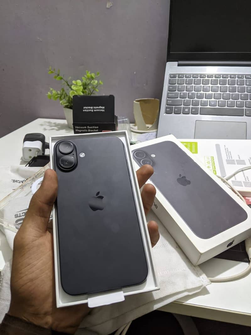 Iphone 16 plus 0