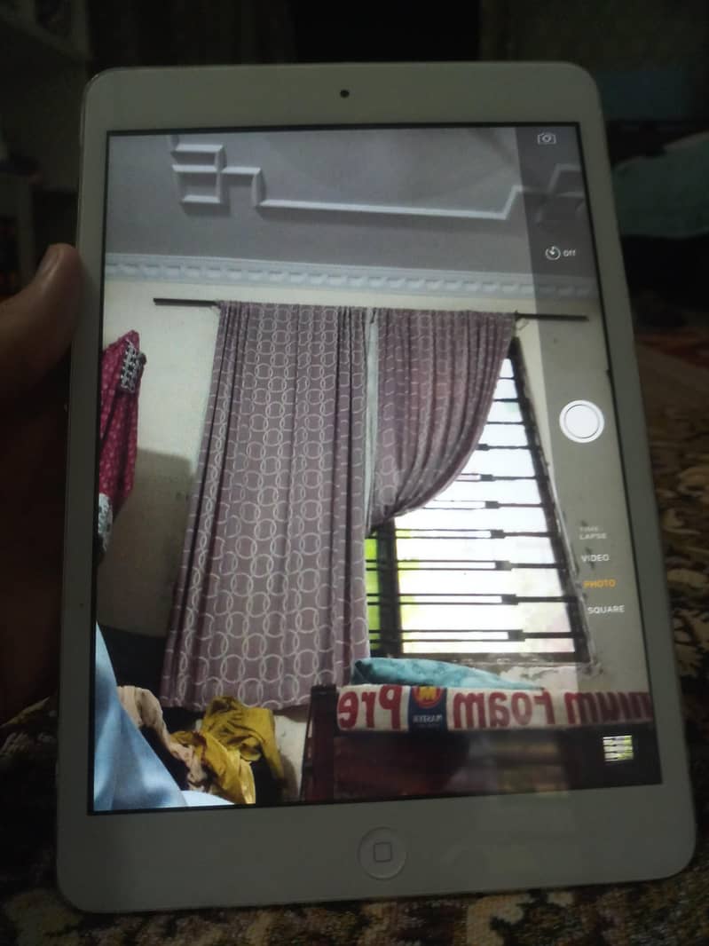 Apple ipad mini 4