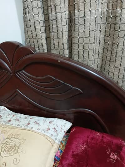 2 Queen size beds 03248613599
