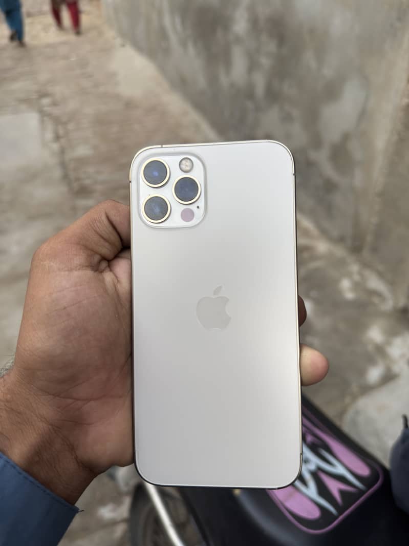 iPhone 12 pro/128 0