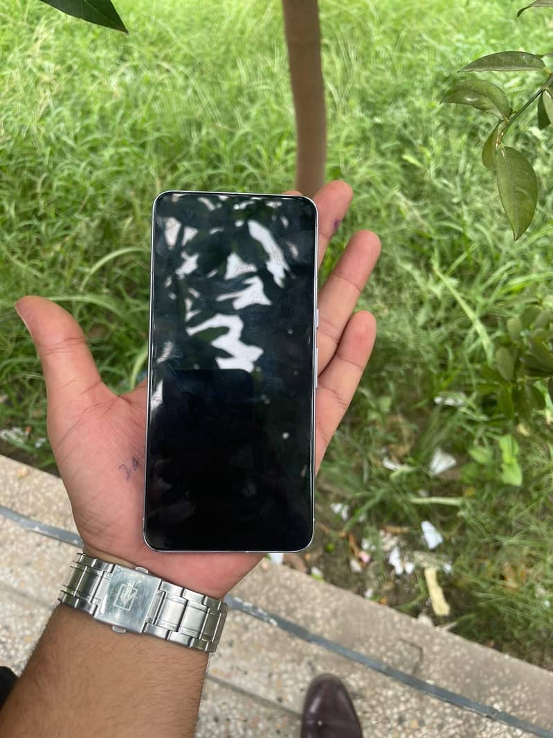 Google Pixel 8 Pro 5