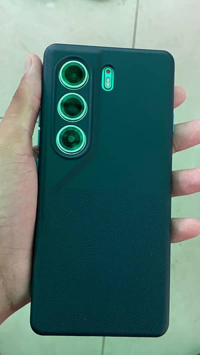 Tecno CAMON 40 Pro