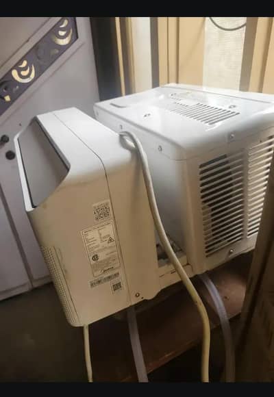 MIDEA AIR CONDITIONING SYSTEM 1 TON
