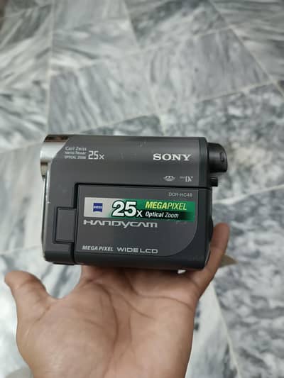 Sony HandyCam as it is no battery no charger