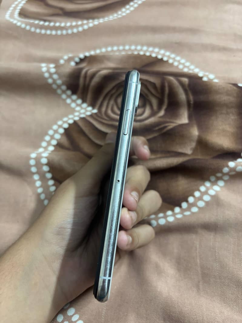 Iphone xs 1