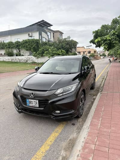 Honda Vezel 2016