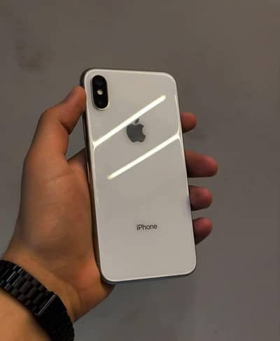 Apple iPhone X. my WhatsApp number 0309---37---13---691