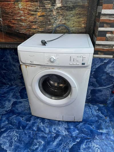 Washing machine for sale. .