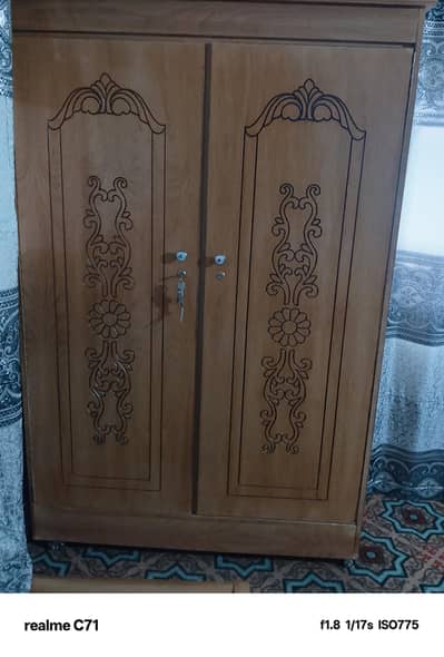 Wardrobe and showcase new only three month used very Good condition