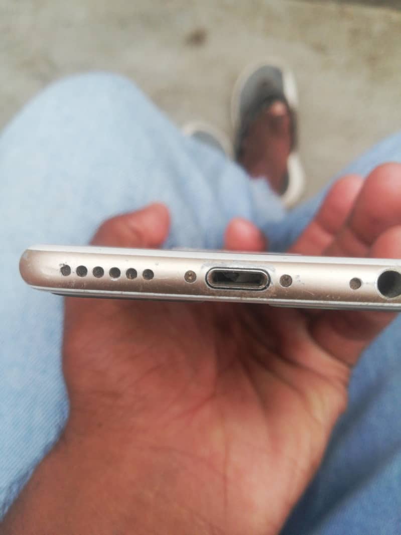 Apple iPhone 6 2