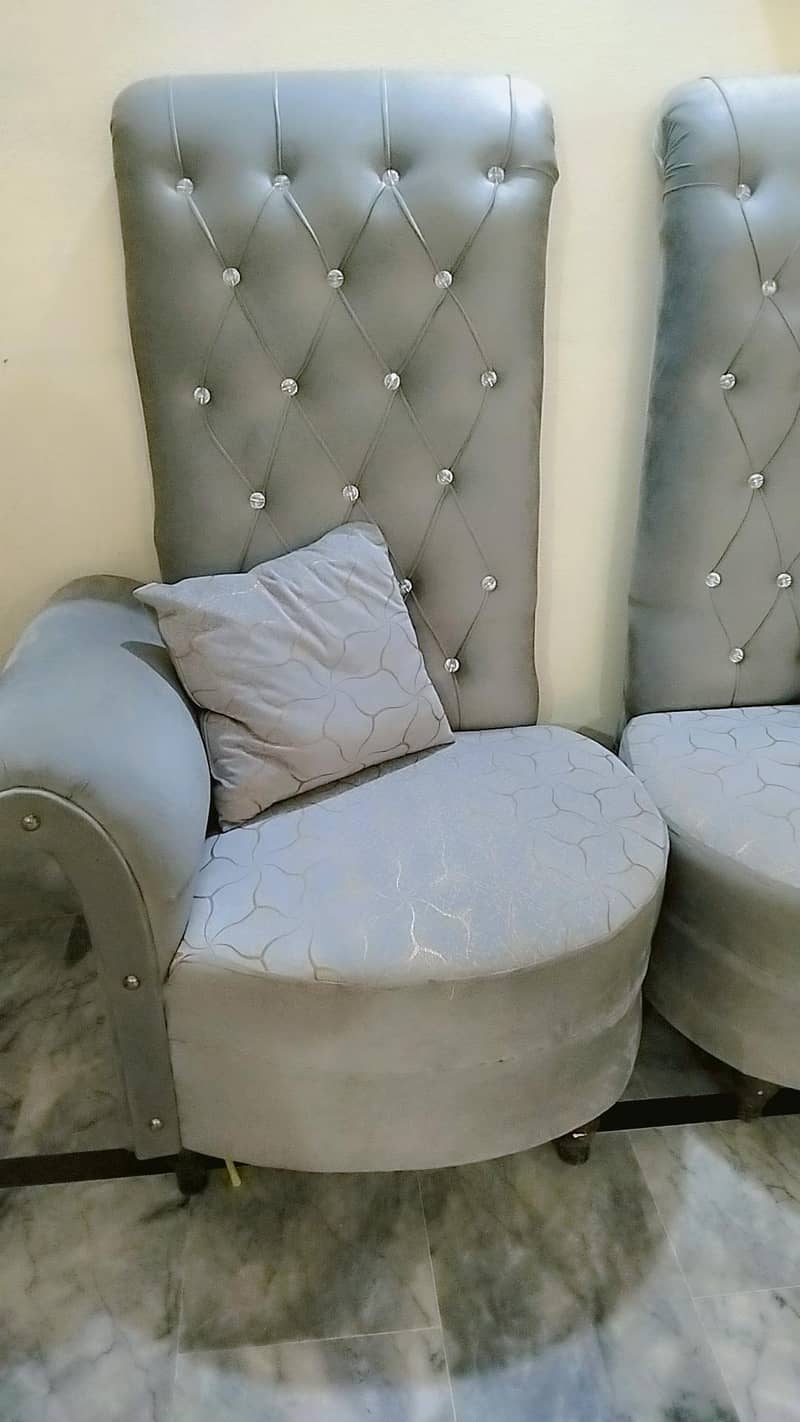 sofa chairs 3