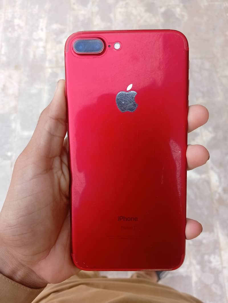 Apple iPhone 7 Plus 0