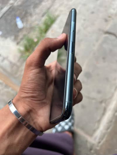 IPHONE 11 PRO MAX. PTA APPROVED.