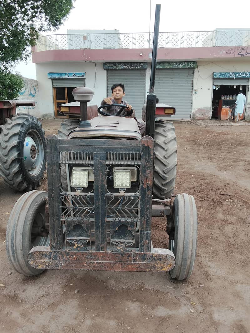 tractor 240 3