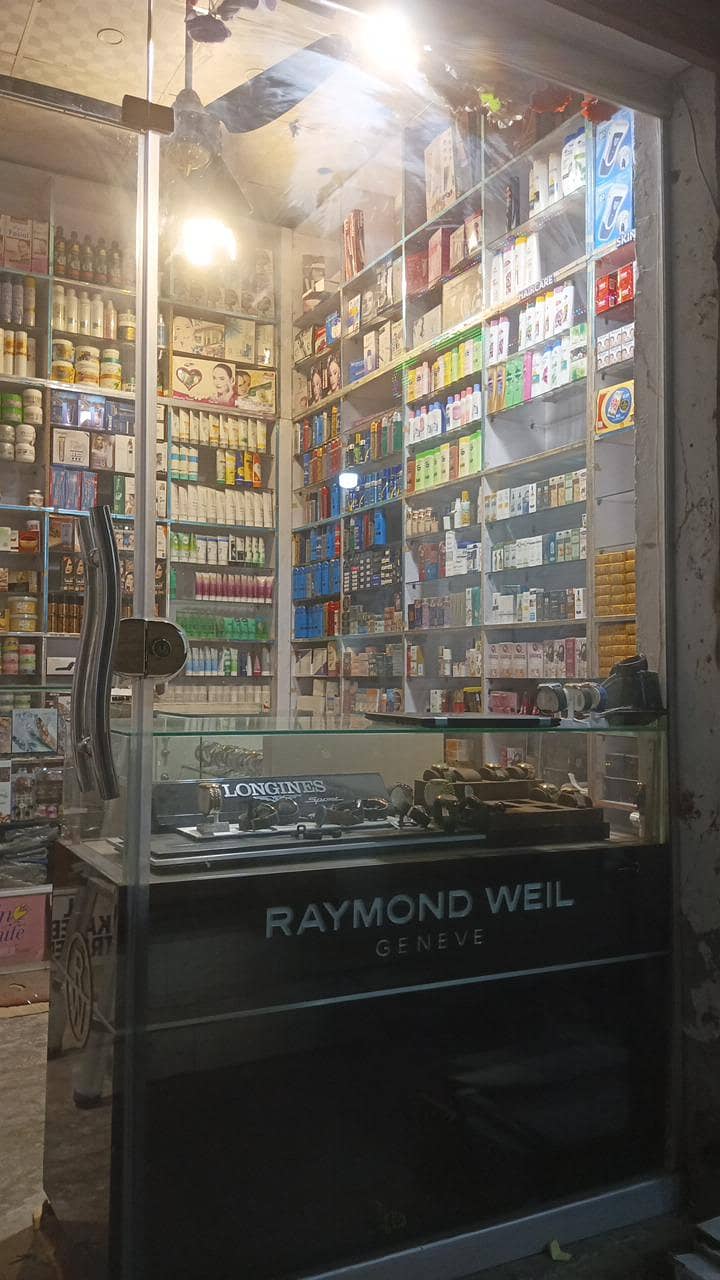 Cosmetics store 2