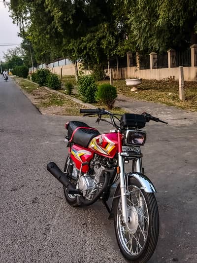 Honda 125 2025 model with double samaan