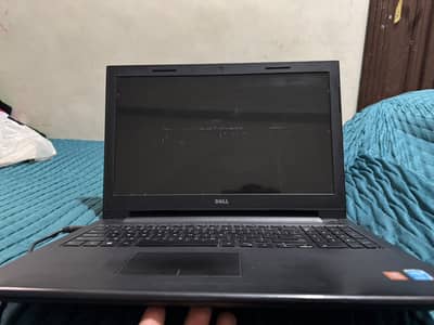 Urgent selling my laptop | i3 4th gen 8gb ram 128 ssd