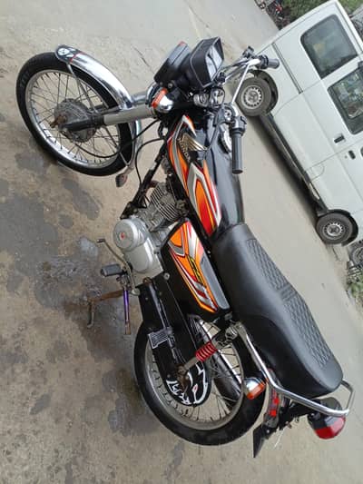 Honda 125 home use new condition