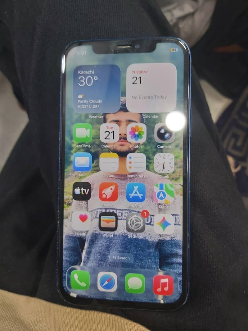 Apple iPhone 12 3