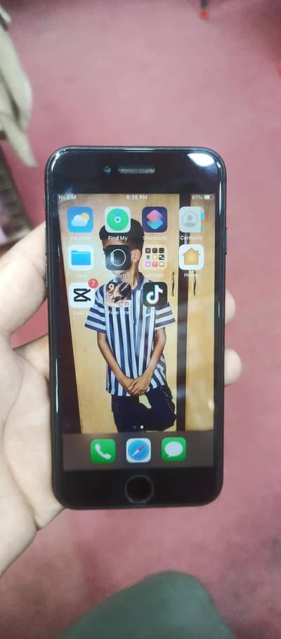 Apple iPhone 7