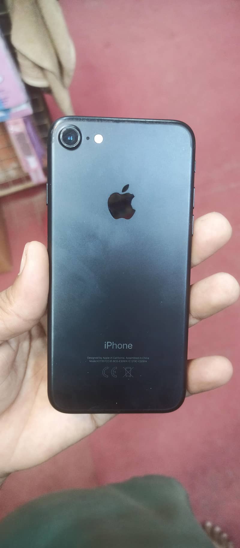 Apple iPhone 7 1