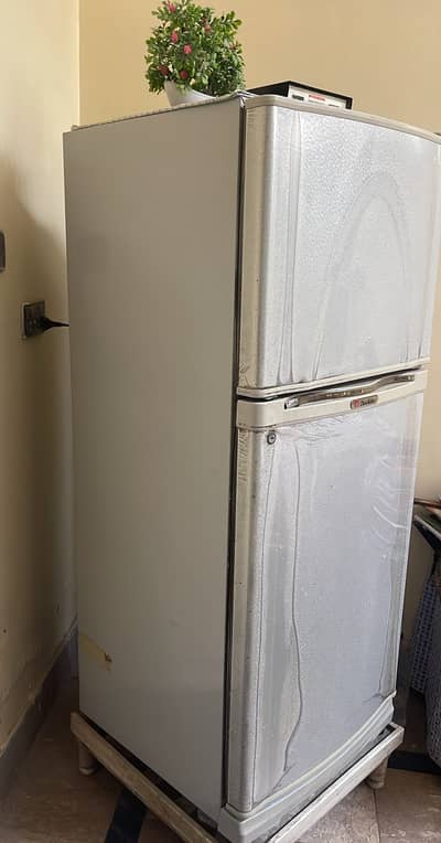 Dawlance fridge