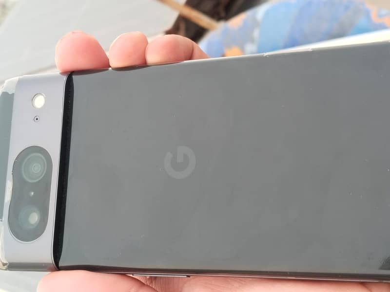 Google Pixel 8 1