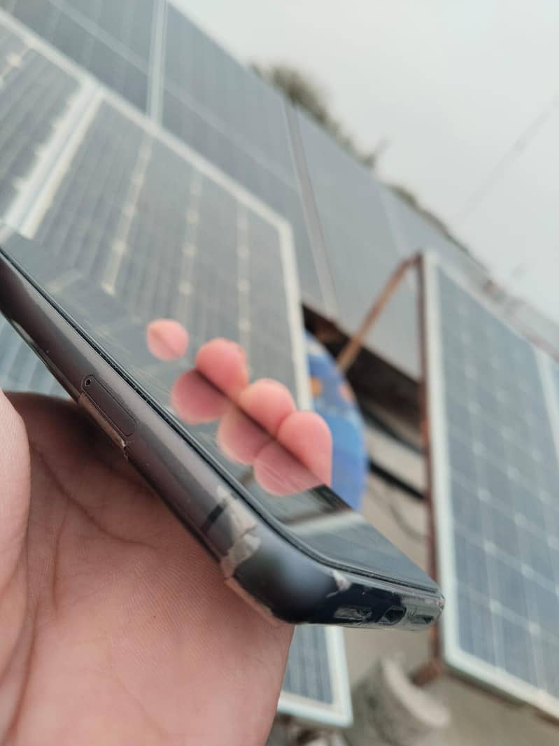 Google Pixel 8 4