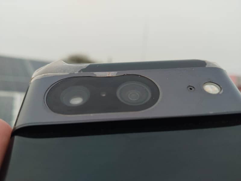 Google Pixel 8 6