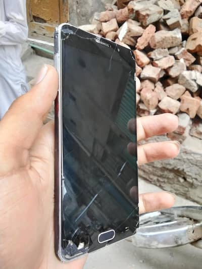 Samsung Mobile J7