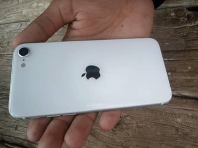 Apple iPhone SE