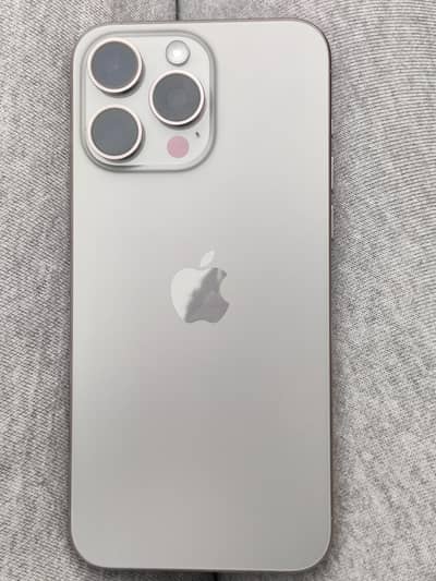 Apple iPhone 15 Pro Max